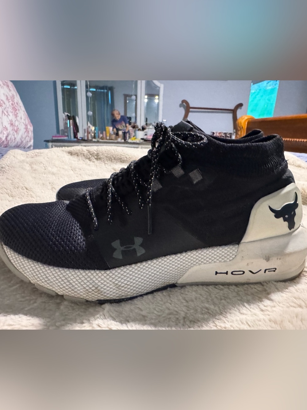 Under Armour Black  Project Rock 2 training shoes women’s 9